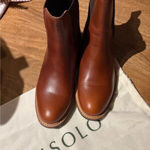 Nisolo Carmen Chelsea Boot- Brandy Size 7.5
